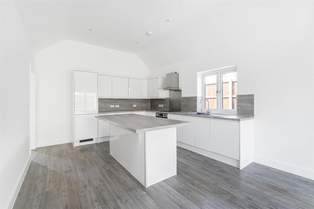 House in Cambridge - View 2