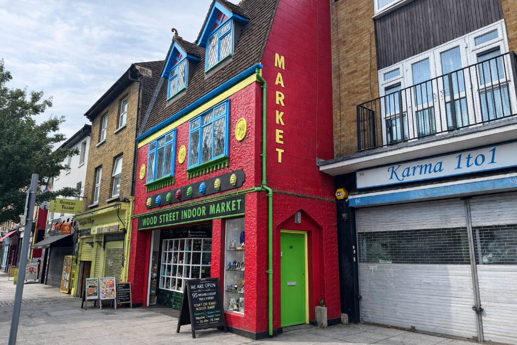 Main image of property: Wood Street, London, E17