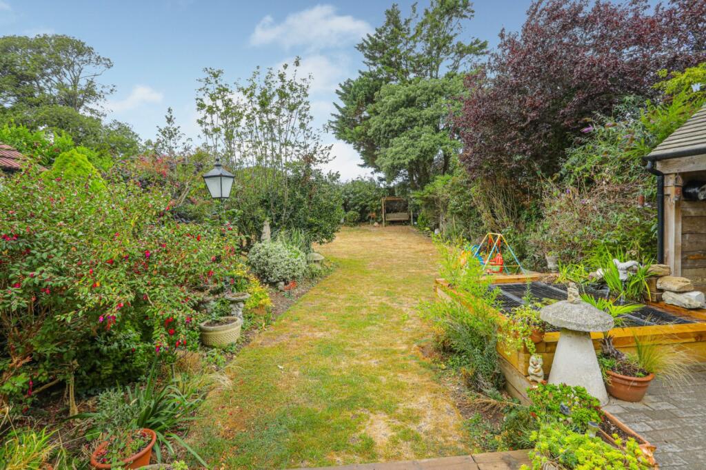 House in Thanet, Kingsgate, Broadstairs and St Peters - View 4