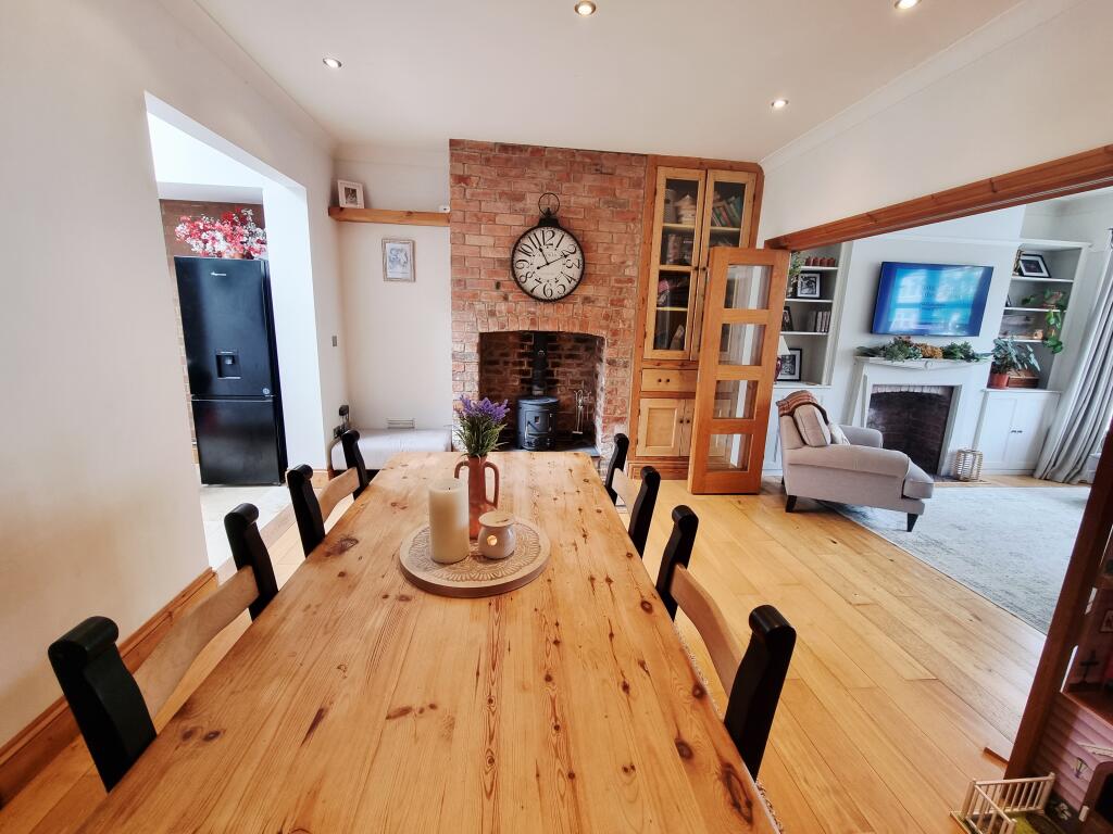 Main image of property: Lake Drive, Holderness Road, Hull, HU8