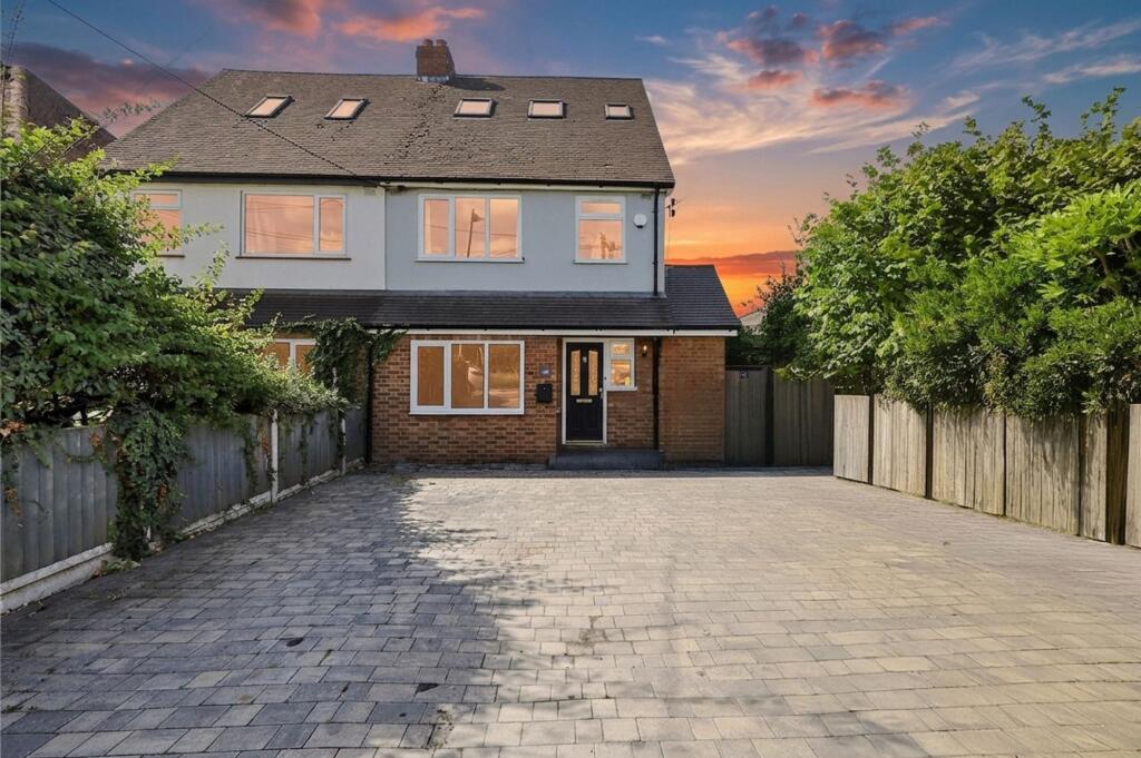 Main image of property: Southend Road, Billericay, CM11