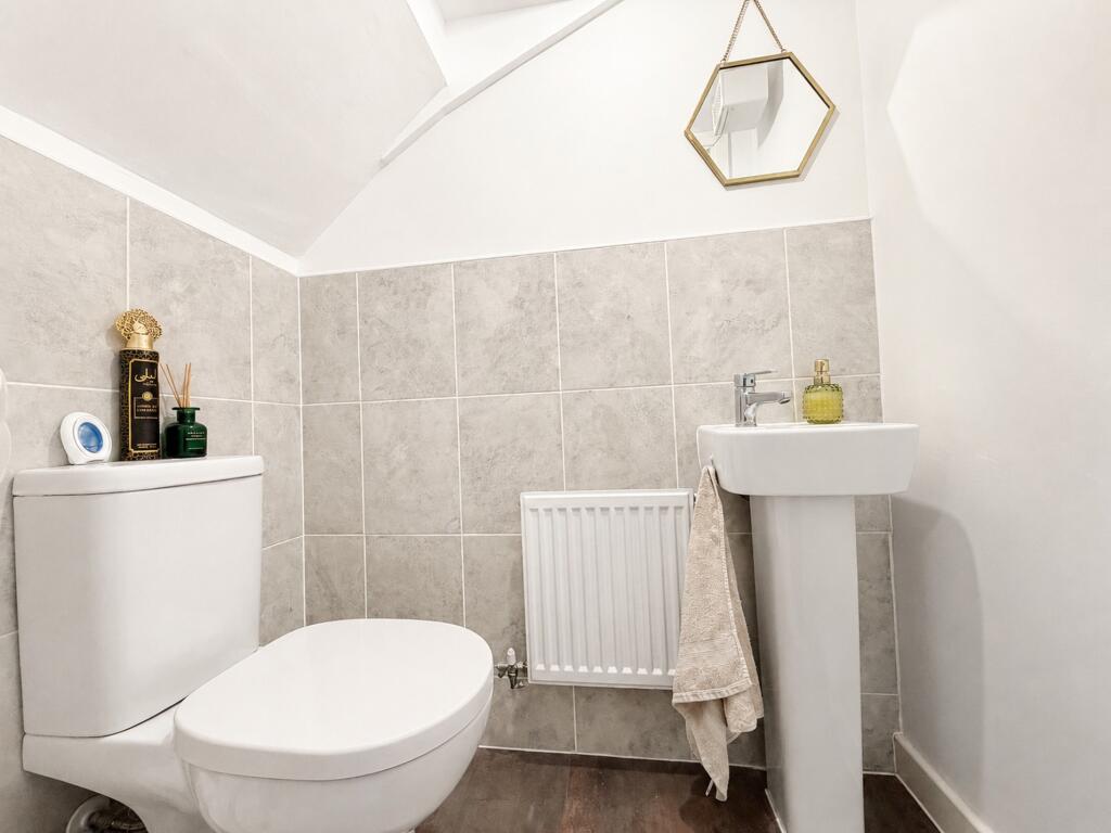 House in Cherwell, Banbury - More