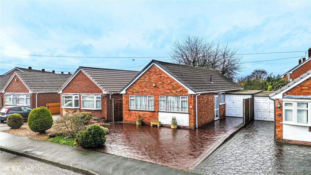 Main image of property: Mill Crescent, Kingsbury, Tamworth, Warwickshire, B78