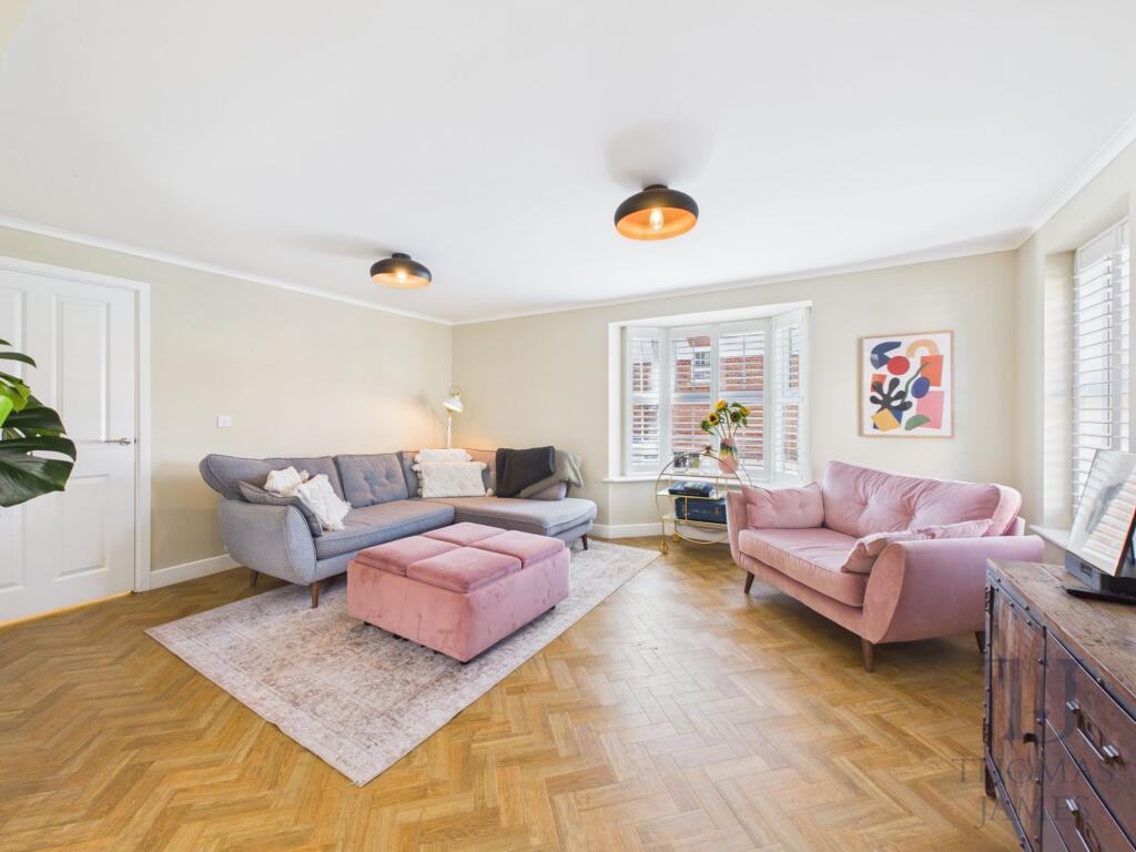 House in Nottingham - View 4