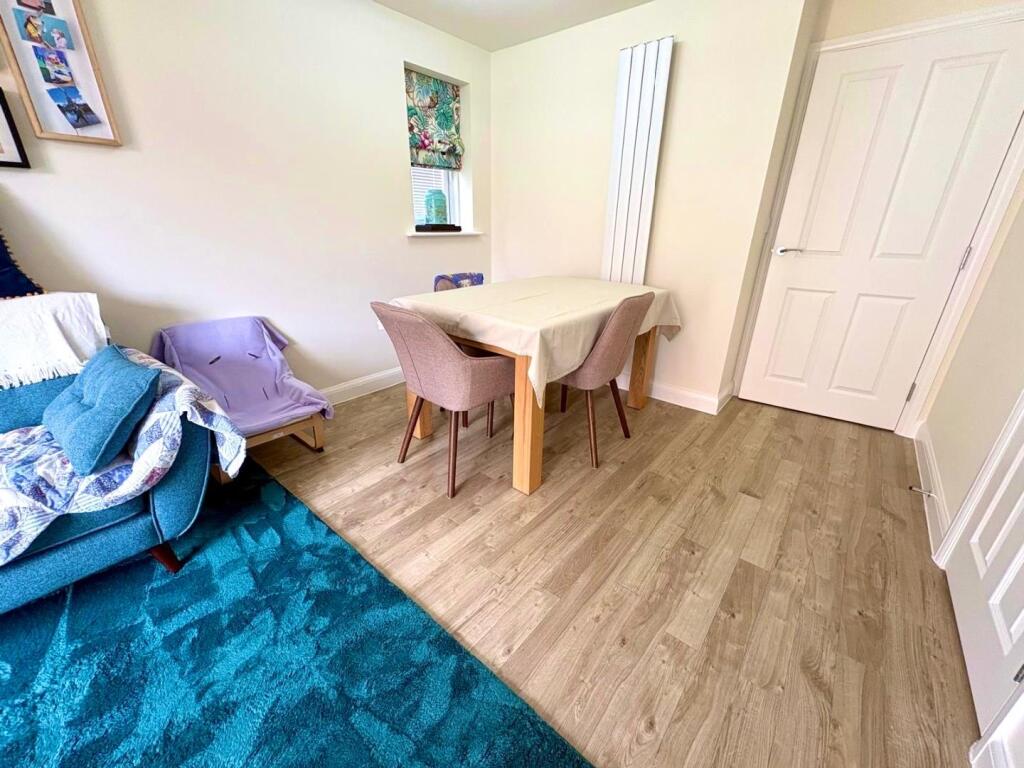 Stratford Drive, Overstone, Northamptonshire NN6 – pohled 5