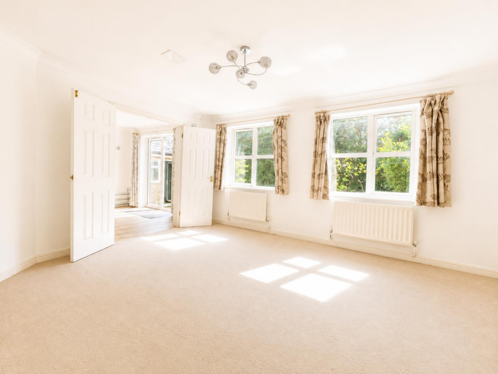 House in Tonbridge - View 4