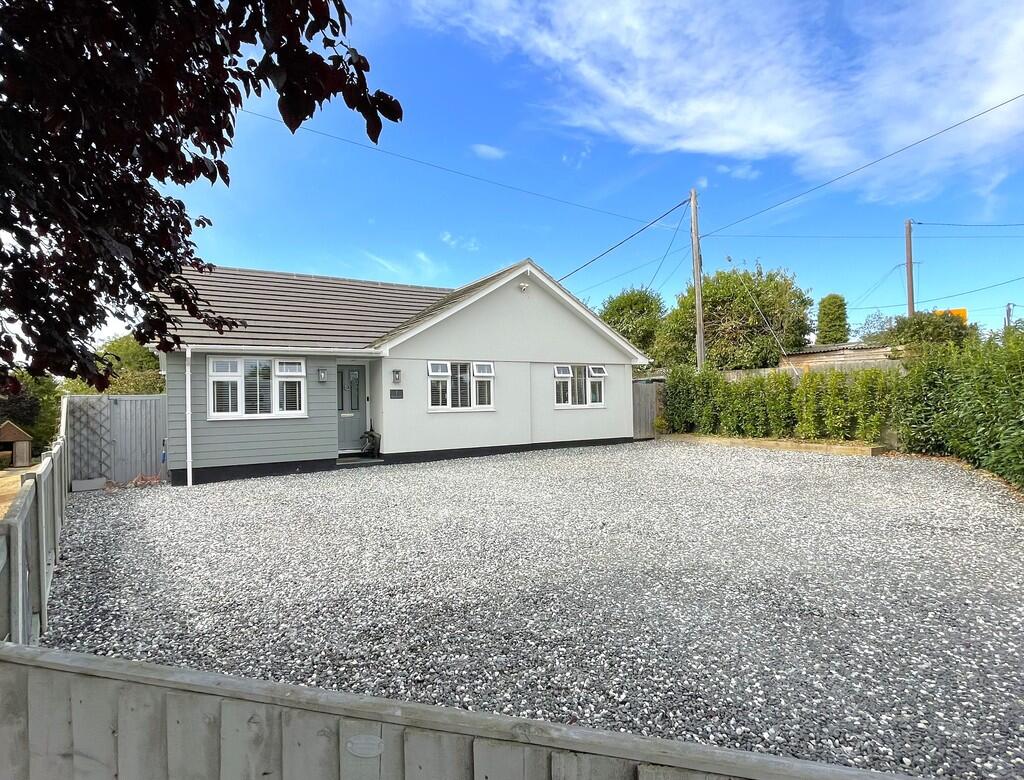 4-bed detached on Walden House Road, Great Totham , £650,000