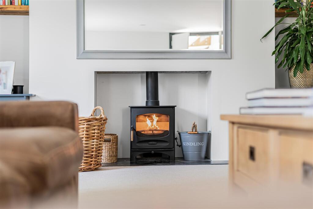 House in South Cambridgeshire, Fowlmere - More