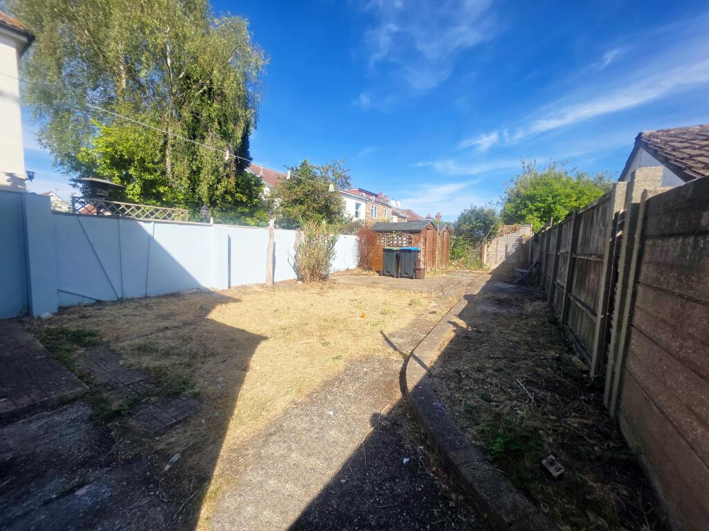 Muscliffe Road, Winton, Bournemouth, Dorset, BH9 photo 4