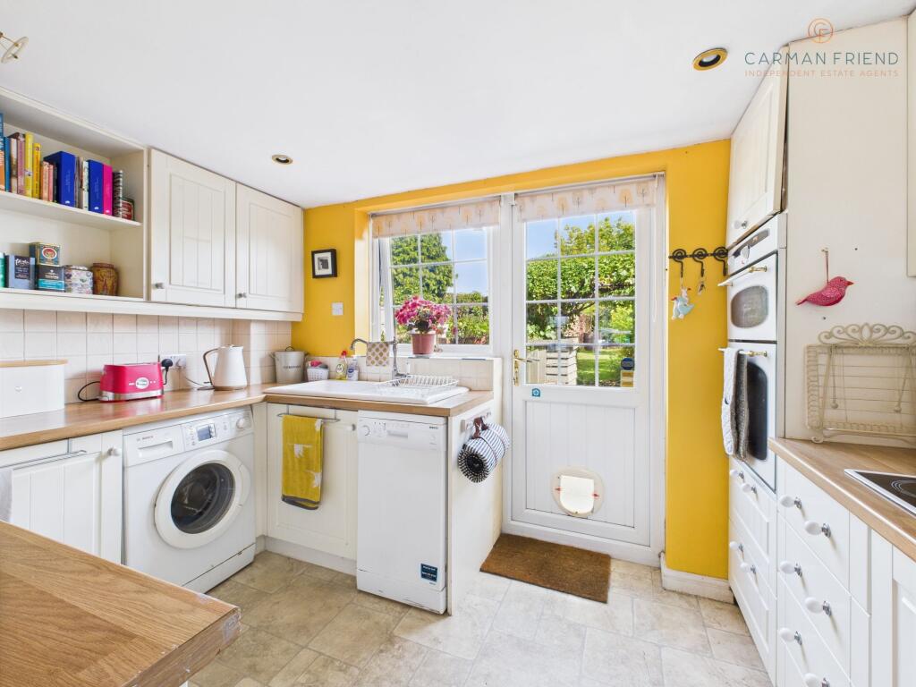 Newton Lane, Tattenhall, CH3 - More