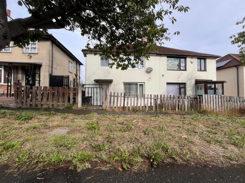 Main image of property: Fernside Avenue, Huddersfield