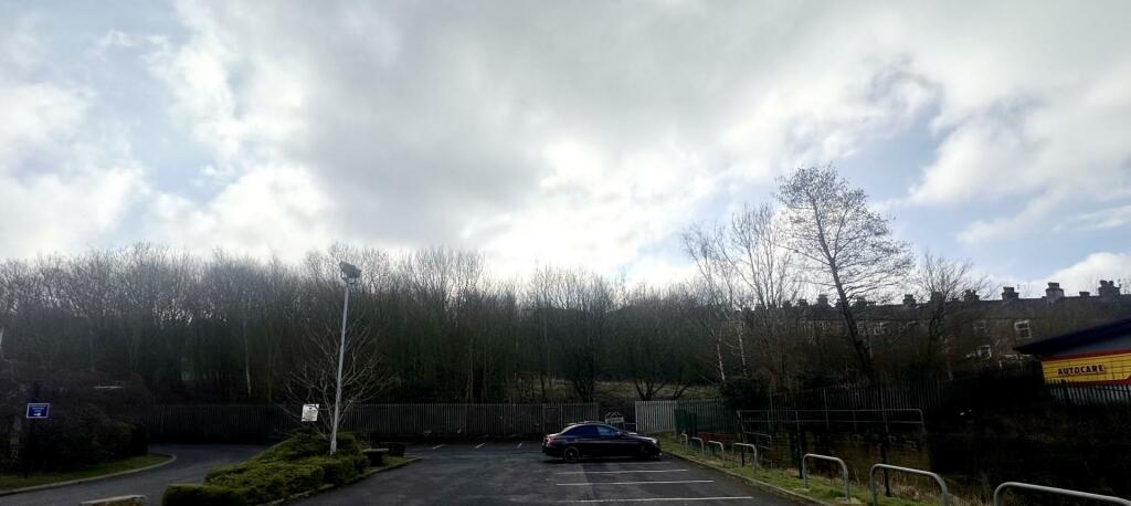 IveGate, Colne photo 2
