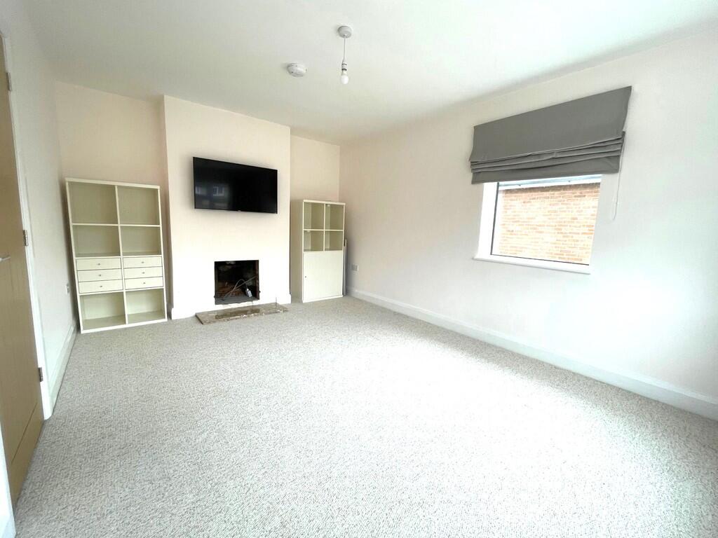 Baden Powell Drive, Prettygate, Colchester photo 3