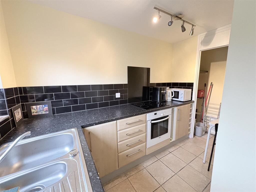 Additional image 11 of Robert Court, Wake Green Park, Moseley, Birmingham