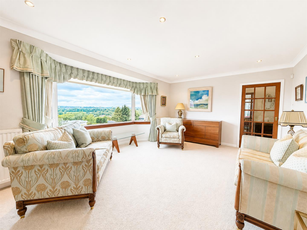 House in Hamilton, Barncluith, Silvertonhill - View 4