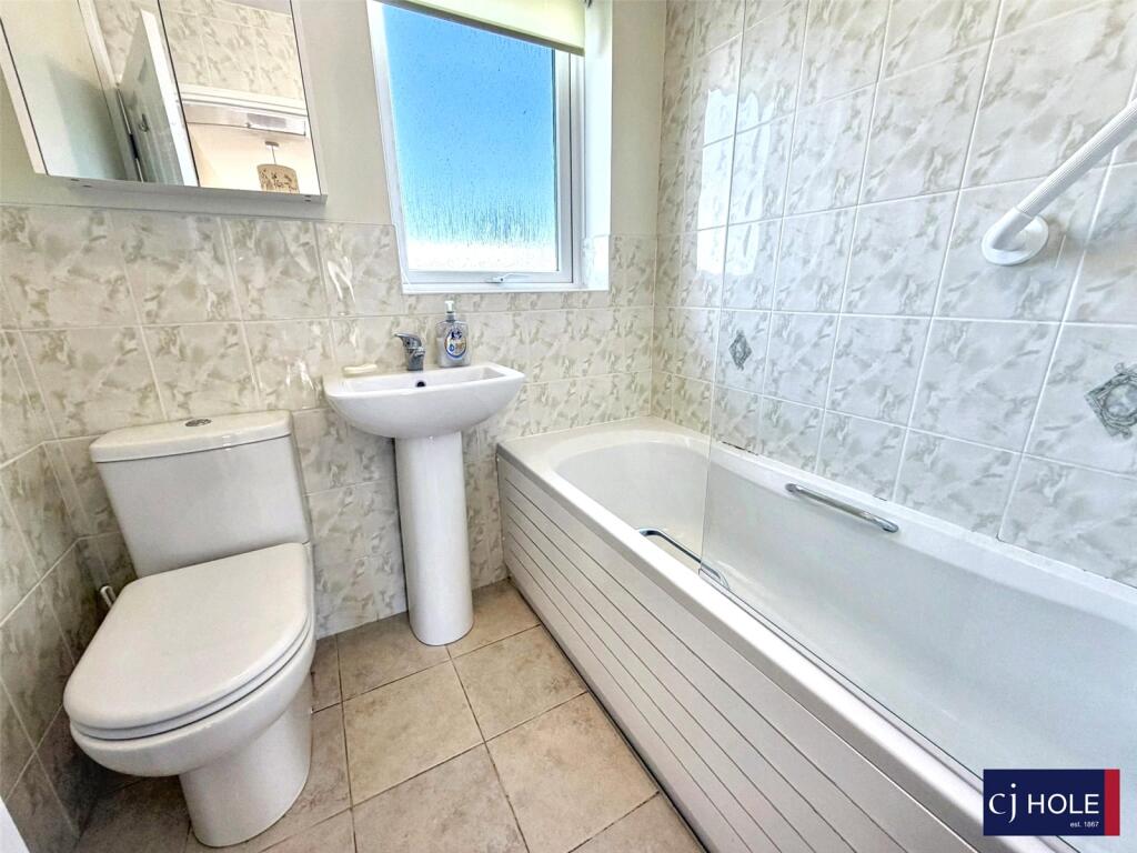 House in Gloucester, Gloucestershire - View 5