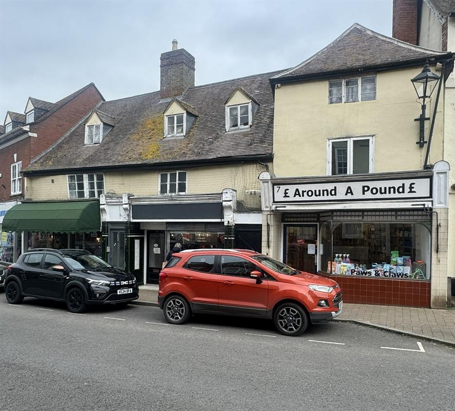 Main image of property: 15 and 17, Broad Street, Newent, Gloucestershire, GL18 1AQ