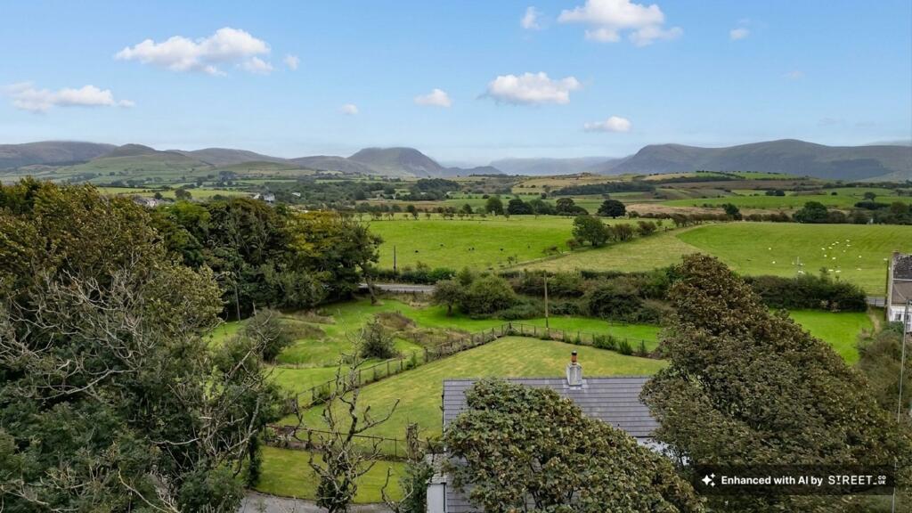 House in Carlisle, Arlecdon and Frizington - View 3