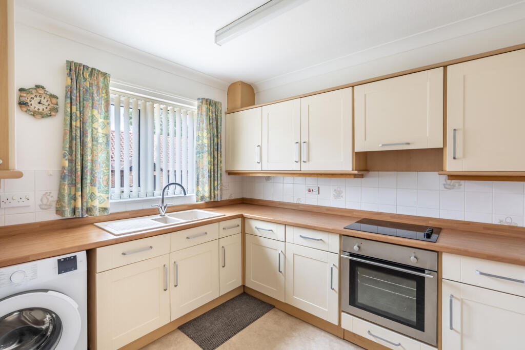 House in York - View 4