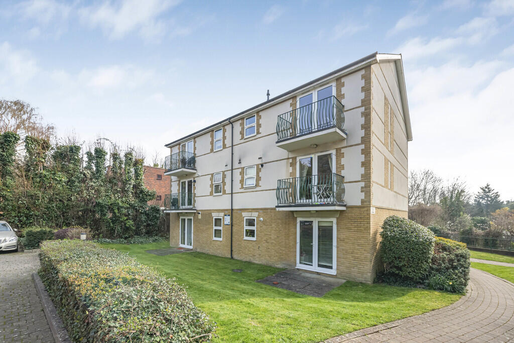 Main image of property: Birdhurst Rise, South Croydon
