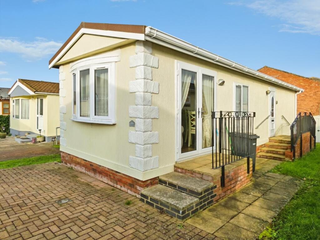 Main image of property: Coggeshall Road, Braintree, Essex, CM7
