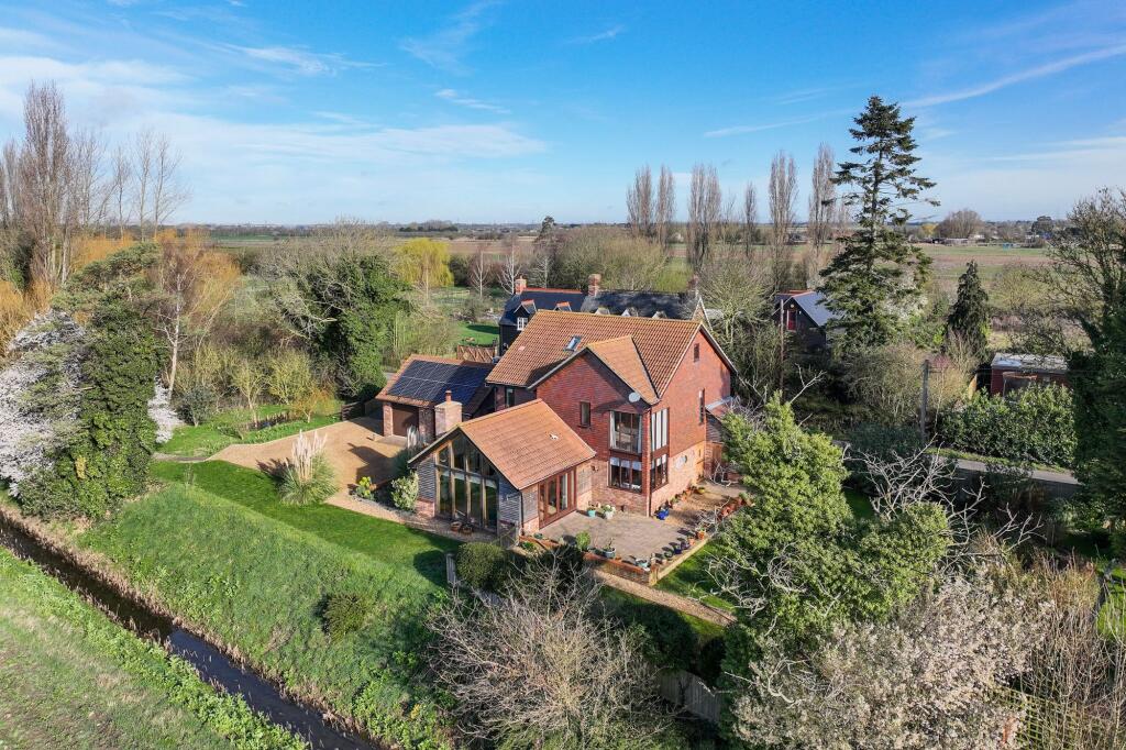 Main image of property: Chequers Corner, Emneth, PE14