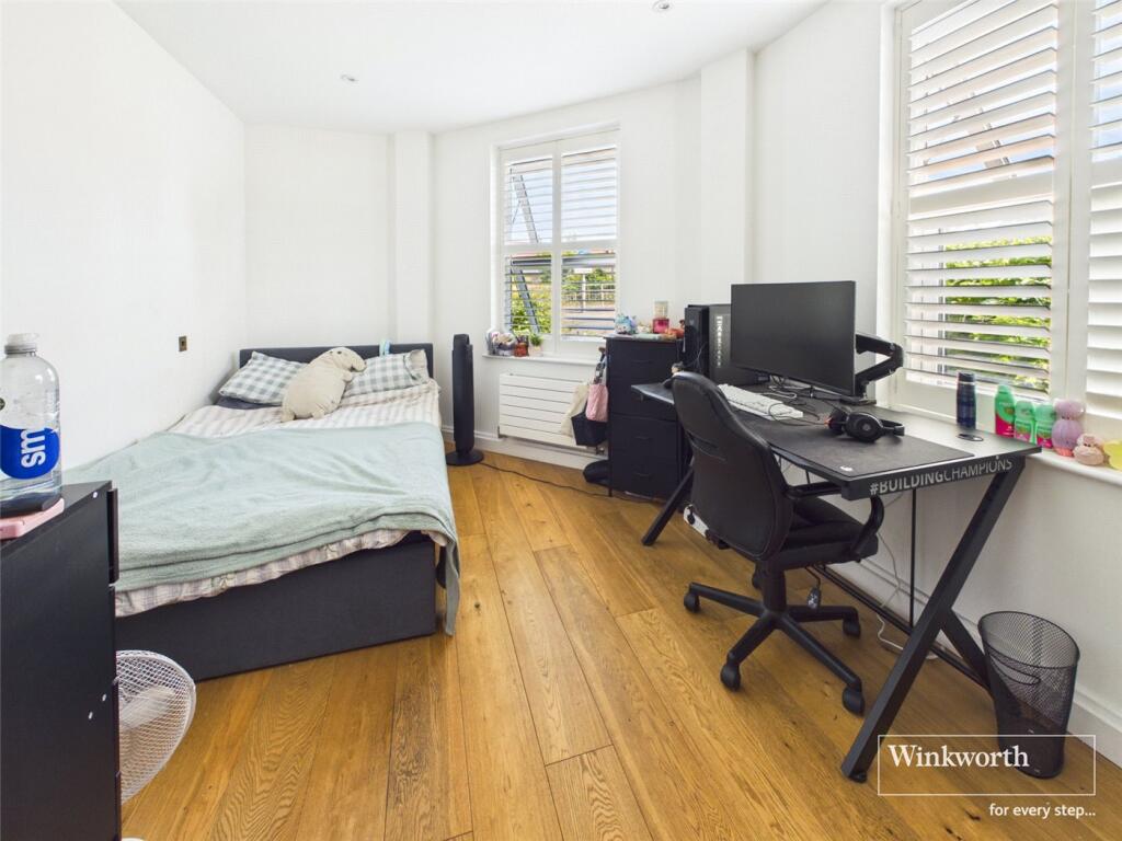 Sundial House, Carnegie Road, Newbury, Berkshire, RG14 - More