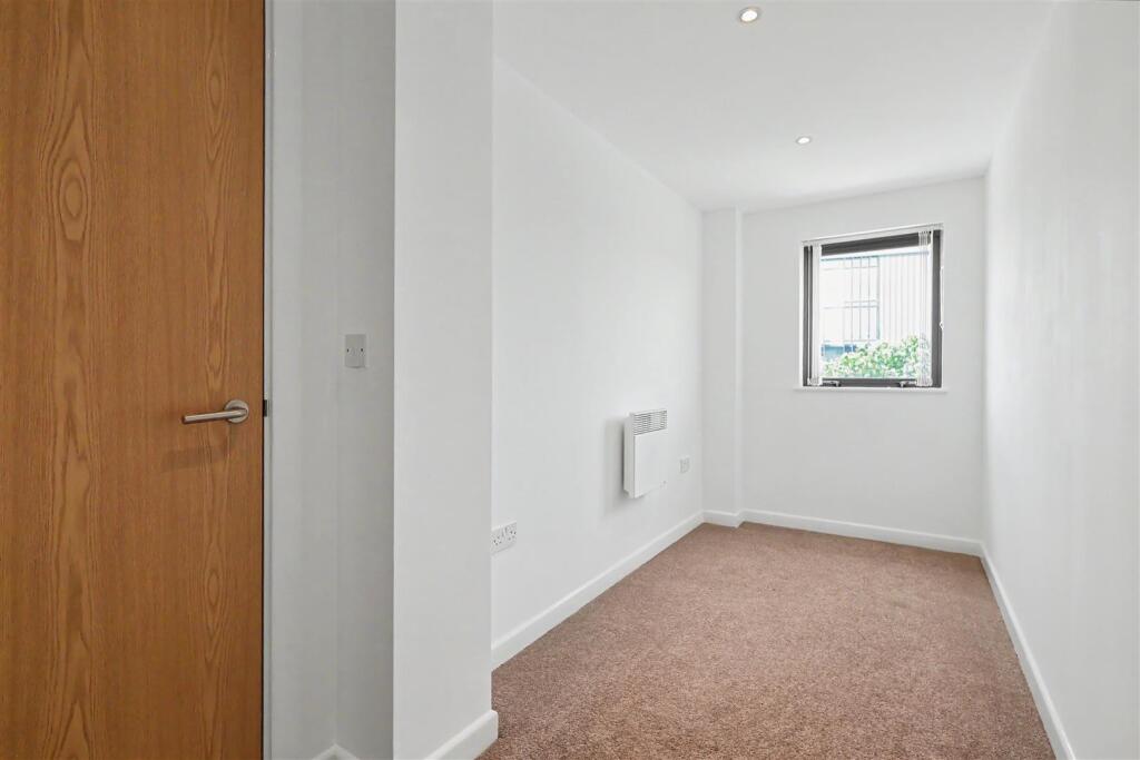 Apartment in Nottingham, Rainbow Quarter, St Ann's - More