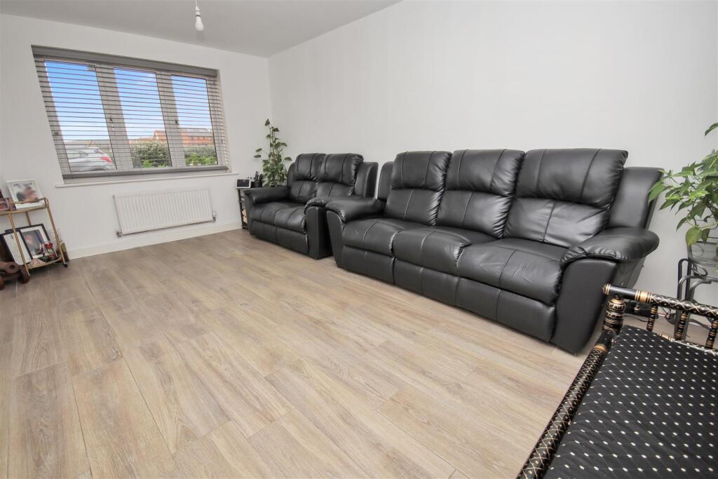 House in Northampton - View 4