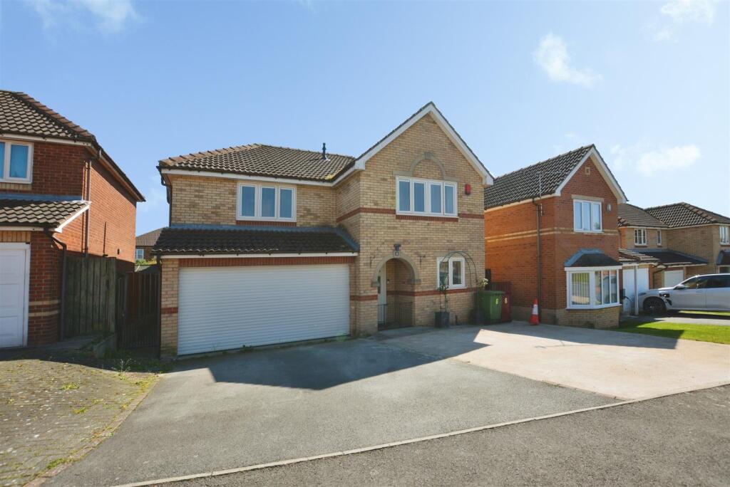 Main image of property: Holland Avenue, Crowle, Scunthorpe