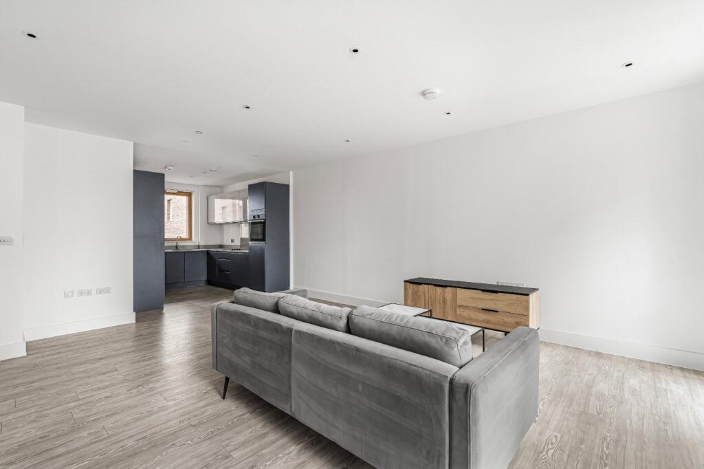 Apartment in London - More