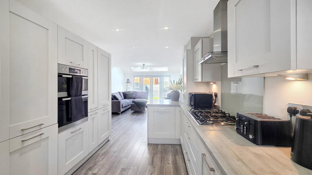 House in Salford, Greater Manchester - View 4