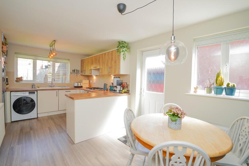 Kearnes Close, Abram, Wigan, WN2 5YR - More