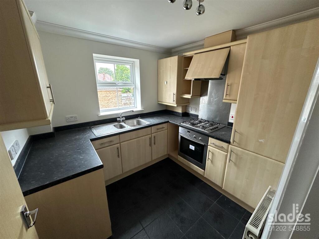 Apartment in Bournemouth - View 2