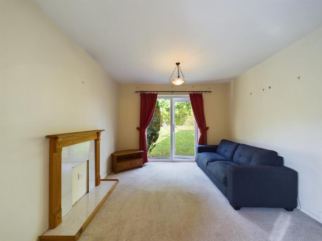 Additional image 5 of 94 Kendal Grove Solihull B92 0PS