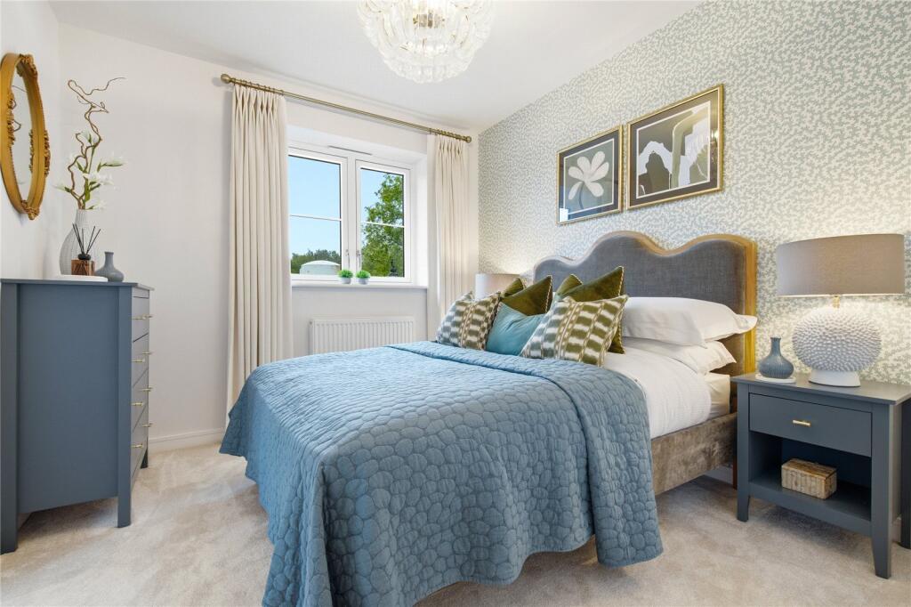 House in Twickenham - More