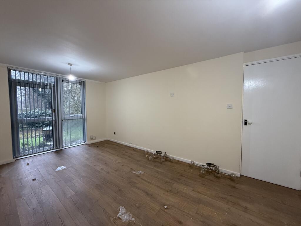 Apartment in Wolverhampton - View 3