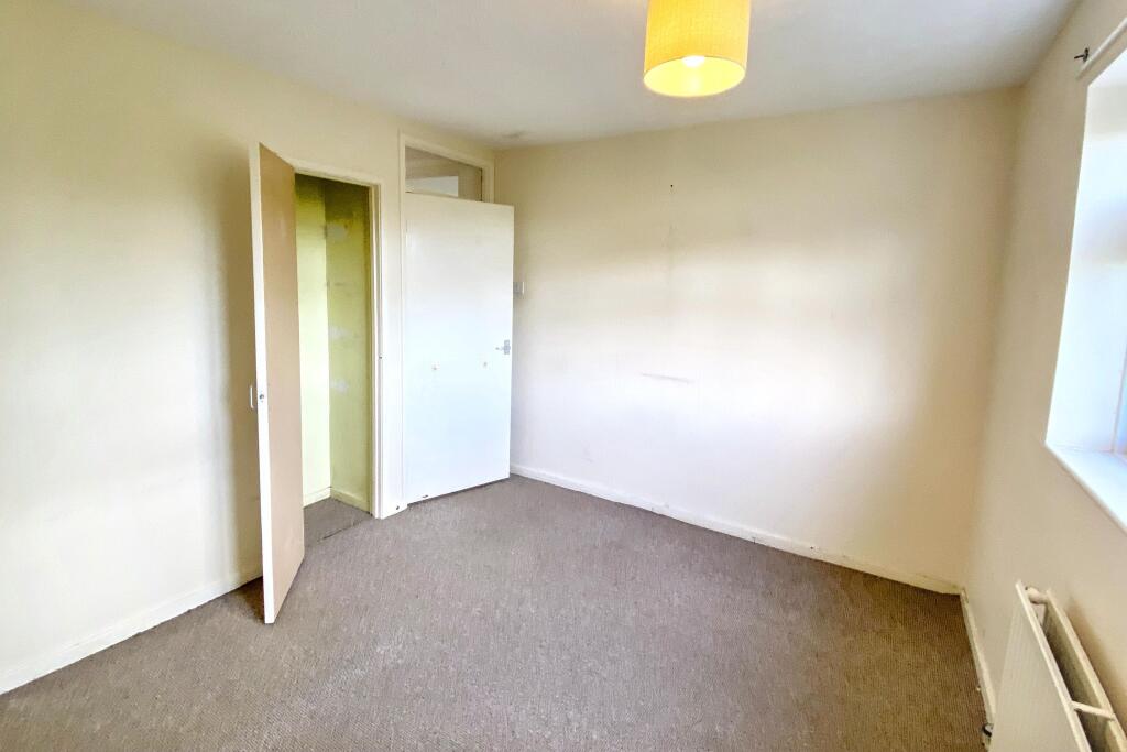 Apartment in Swindon - More