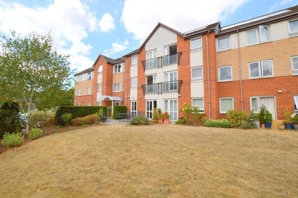 Main image of property: Lucas Gardens, Luton, LU3