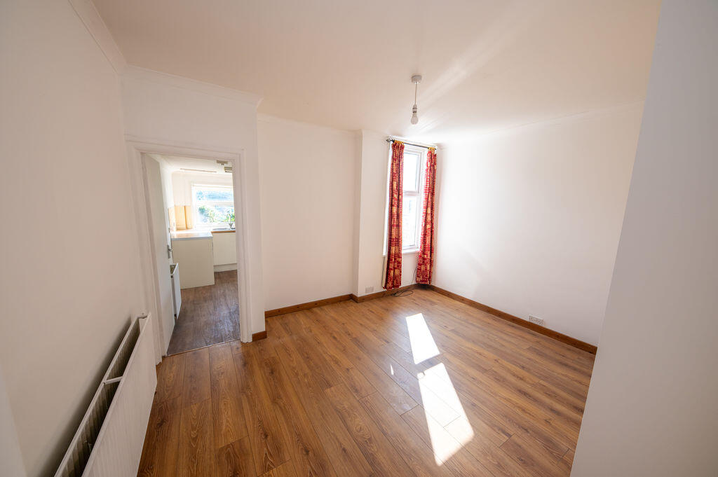 House in Portsmouth - View 4