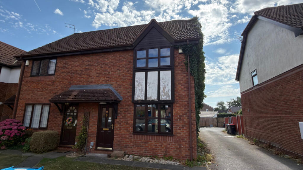 Main image of property: Kensington Ct, Winsford, CW7 1FF