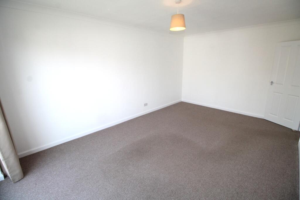 Malet Close, Gloucester, GL2 photo 4