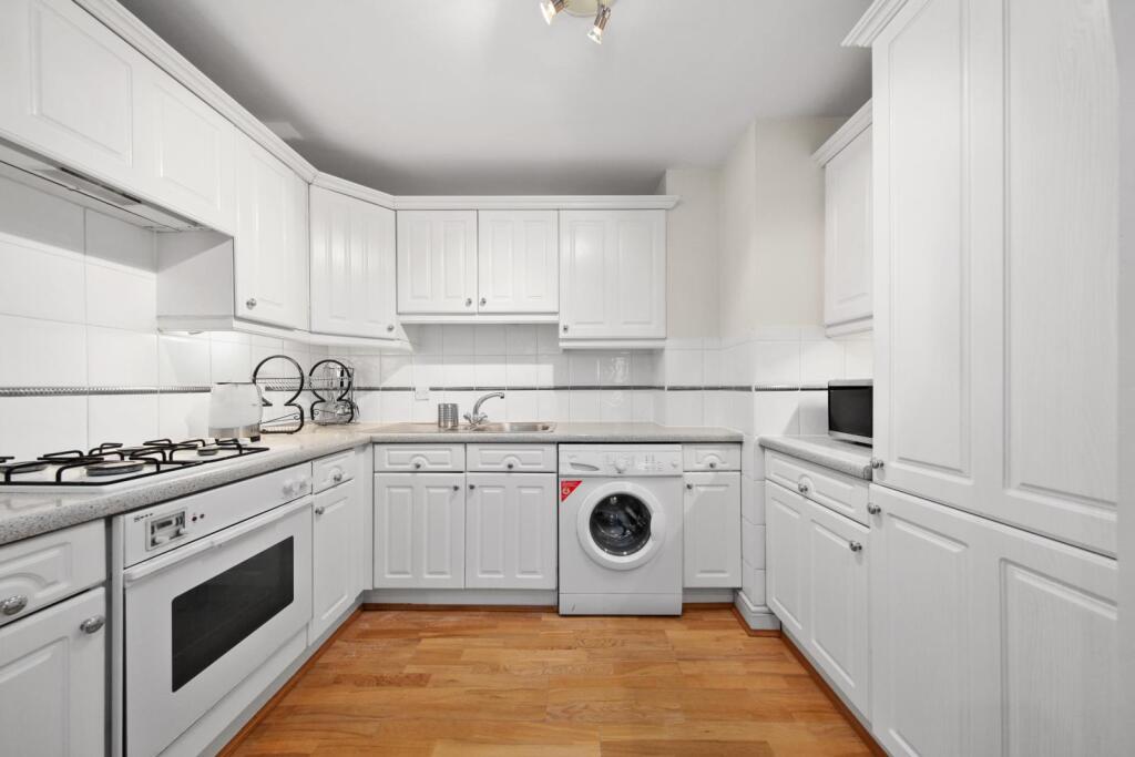 Rutland Mews, London photo 4