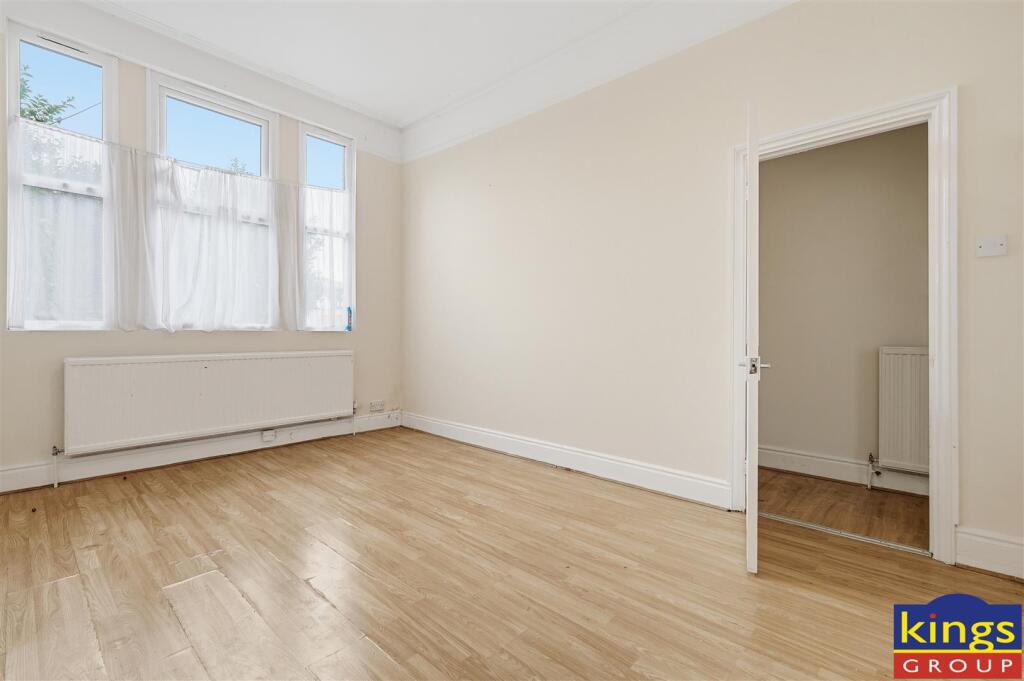 Apartment in London - View 2