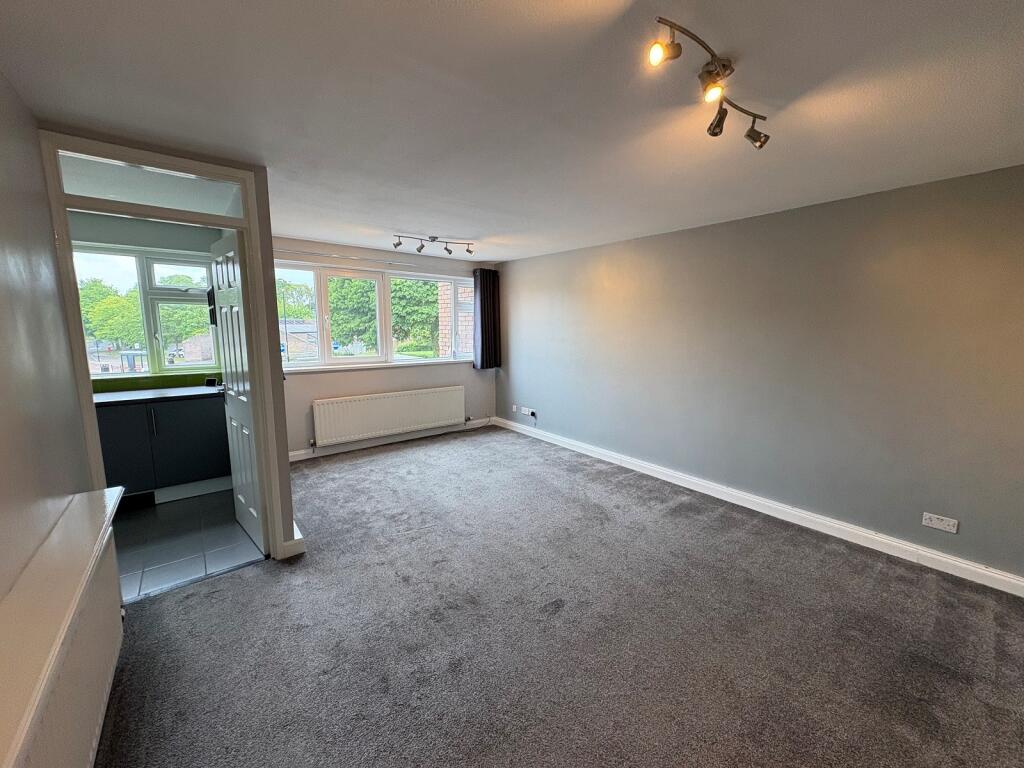 Apartment in Sunderland, Washington - More