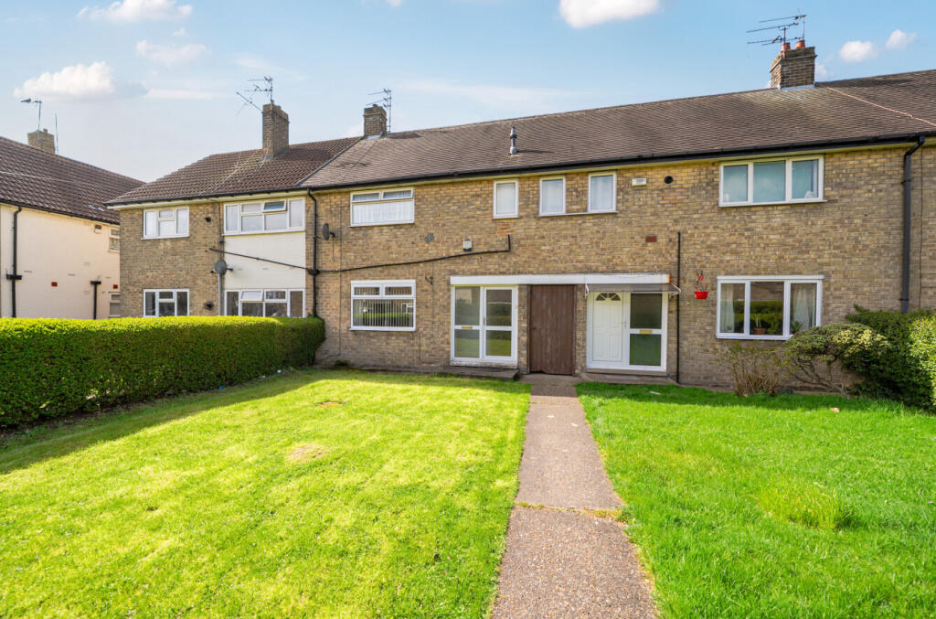 Main image of property: Swanage Walk, Hull, HU4