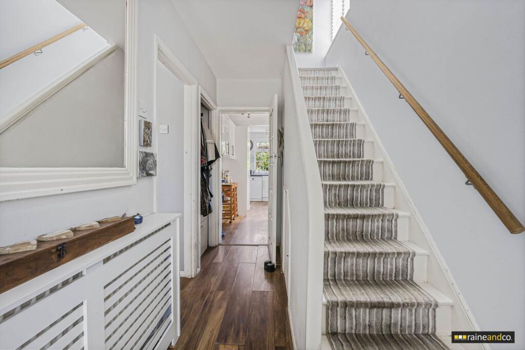 Additional image 24 of Ellenbrook Crescent, Hatfield