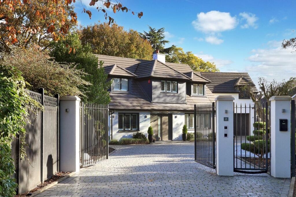 Main image of property: Malkin Drive, Beaconsfield, Buckinghamshire, HP9