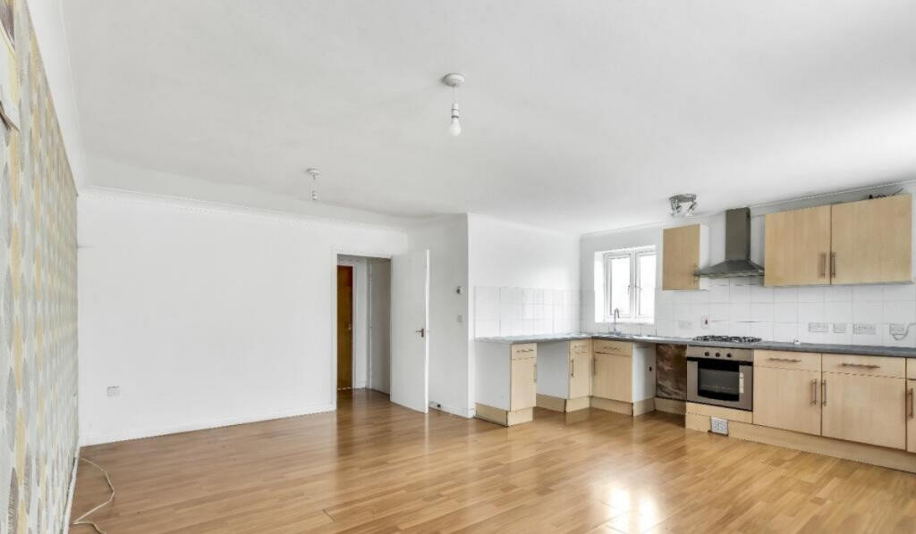 Hobbs Close, Waltham Cross, EN8 0 photo 2