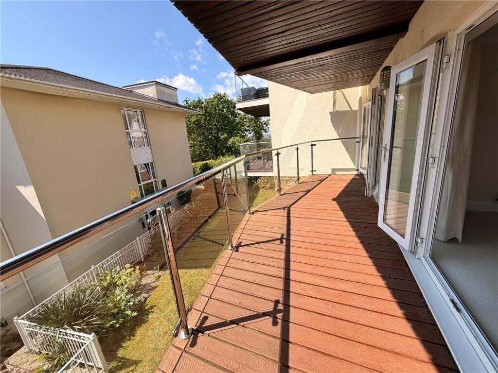 8 Belle Vue Road, Lower Parkstone, Poole, BH14 photo 4